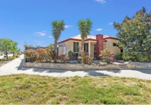 property buy4 300x208 1